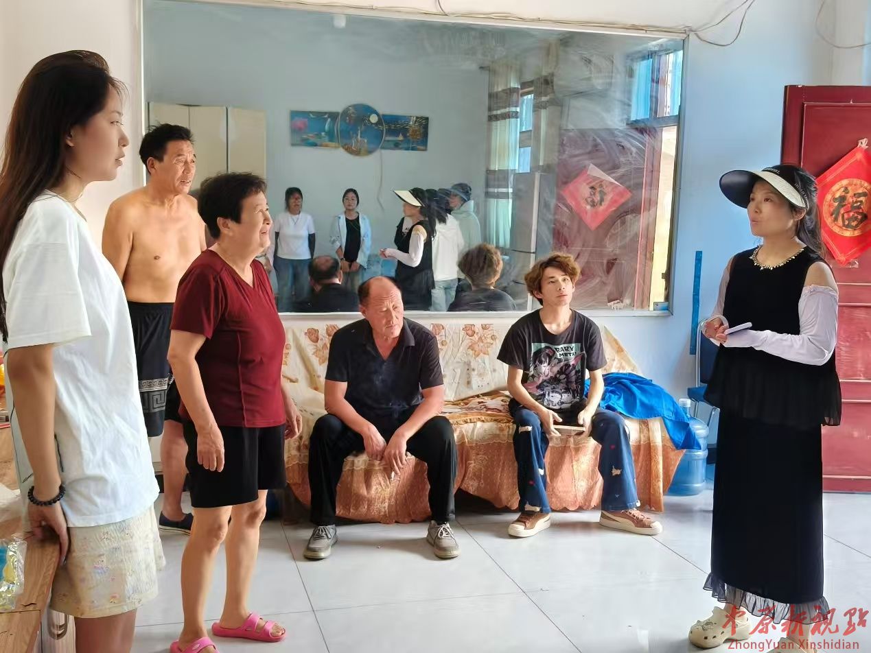 葉縣龔店鎮團委組織返鄉大學生開展留守兒童持續幫扶計劃